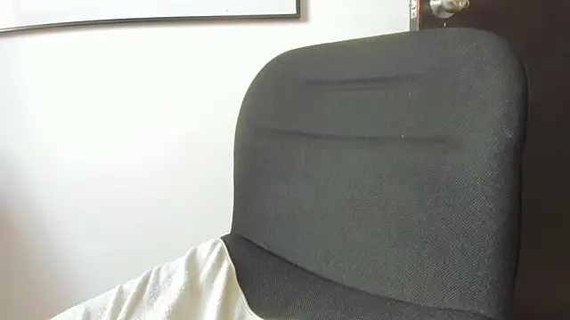 Snapshot of squirttati33 chatting on 10/28/25, 02:31 squirttati33 online show from 10/28/25, 02:31