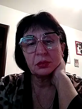 AlbinaXPretty online show from 12/07/24, 07:54