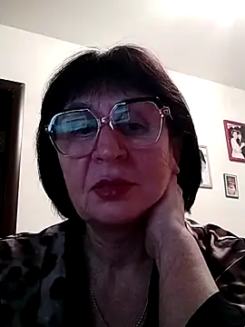 AlbinaXPretty online show from 12/09/24, 08:12