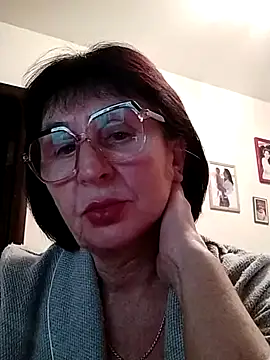 AlbinaXPretty online show from 12/10/24, 08:49