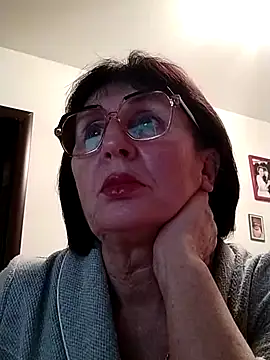 AlbinaXPretty online show from 12/11/24, 05:59