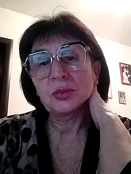 AlbinaXPretty online show from 12/15/24, 08:58