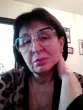 AlbinaXPretty online show from 02/10/25, 12:50