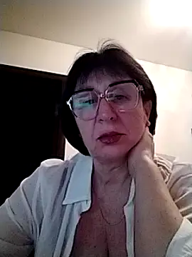 AlbinaXPretty online show from 03/08/25, 05:33