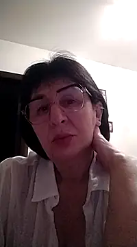 AlbinaXPretty online show from 03/18/25, 09:21