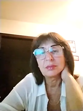 AlbinaXPretty online show from 09/11/25, 07:36