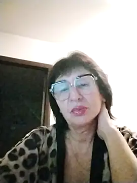 Snapshot of AlbinaXPretty chatting on 12/03/25, 05:55 AlbinaXPretty online show from 12/03/25, 05:55