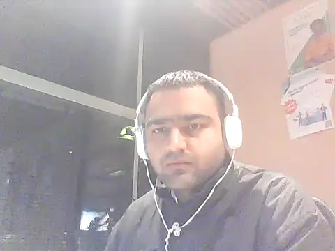 JohnBond009 online show from 01/17/25, 05:19