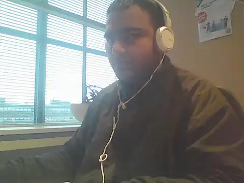 JohnBond009 online show from 01/23/25, 03:22