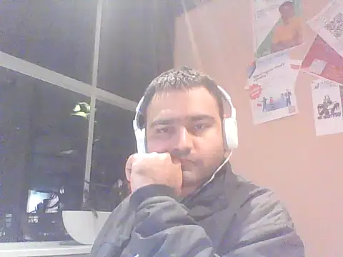 JohnBond009 online show from 01/31/25, 06:47