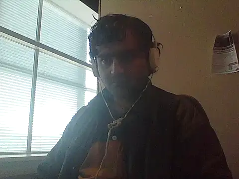 JohnBond009 online show from 10/01/25, 10:32