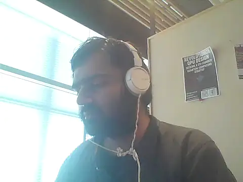 Snapshot of JohnBond009 chatting on 06/16/26, 05:59 JohnBond009 online show from 06/16/26, 05:59