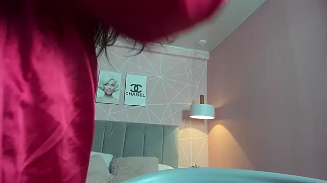 dolly zoe online show from 11/07/25, 10:10