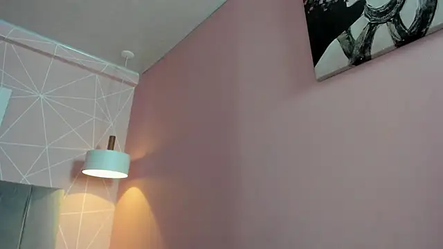 Snapshot of dolly_zoe chatting on 12/17/25, 05:35 dolly zoe online show from 12/17/25, 05:35