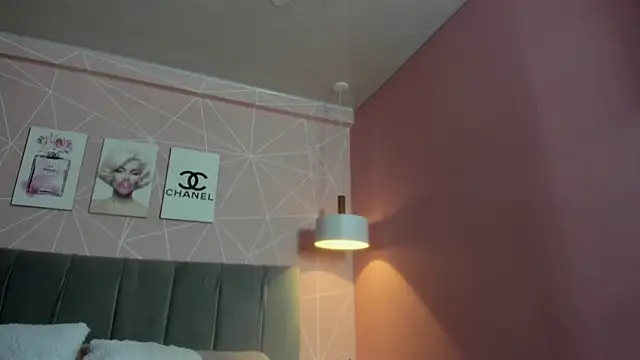 Snapshot of dolly_zoe chatting on 02/05/26, 10:47 dolly zoe online show from 02/05/26, 10:47