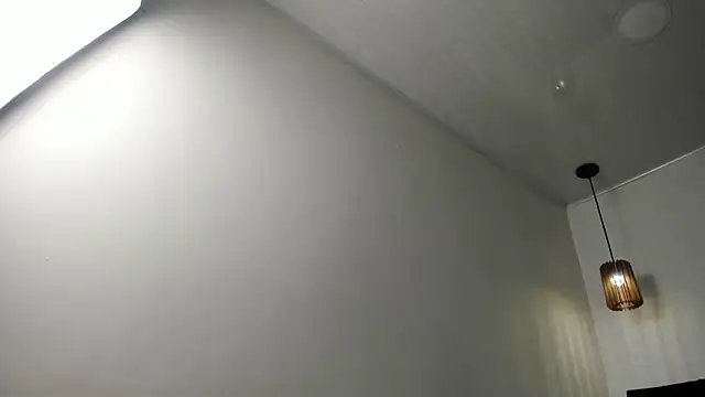 Snapshot of dolly_zoe chatting on 04/17/26, 05:54 dolly zoe online show from 04/17/26, 05:54