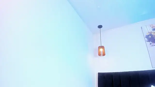 Snapshot of dolly_zoe chatting on 04/20/26, 05:32 dolly zoe online show from 04/20/26, 05:32