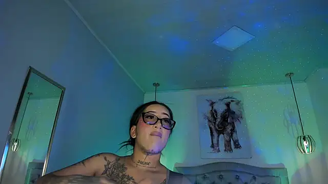 ayshel   online show from 05/18/26, 05:35
