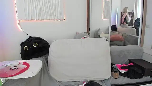 CarolMay online show from 03/27/26, 07:14