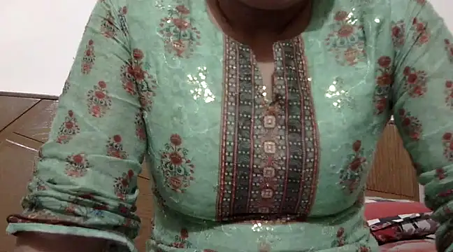 shekira99 online show from 03/11/25, 02:51