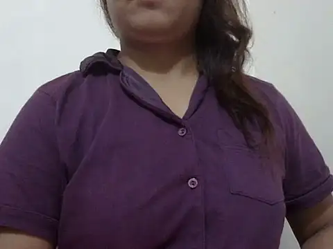 shekira99 online show from 11/11/25, 07:47