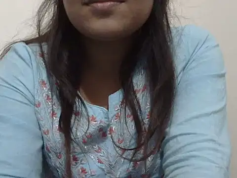 shekira99 online show from 11/19/25, 02:28