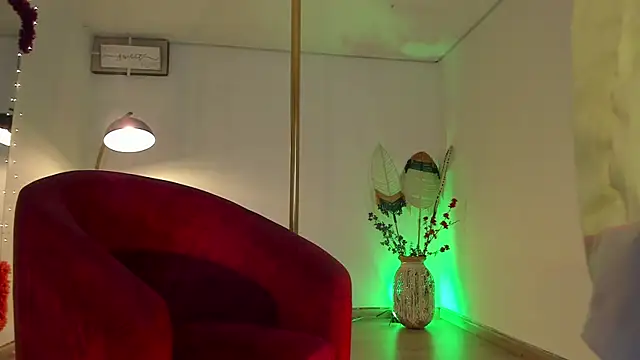 Kat Art online show from 12/08/24, 01:02