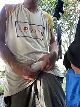 Snapshot of vergasgrandes chatting on 01/23/25, 10:22 vergasgrandes online show from 01/23/25, 10:22