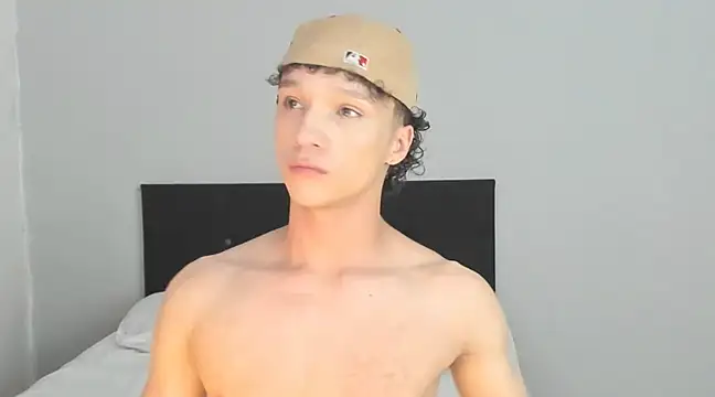 angelcortes online show from 03/07/25, 10:56