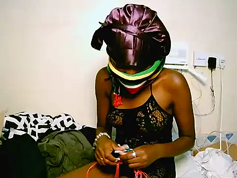 Snapshot of Sweet_nelly chatting on 09/12/25, 12:27 Sweet nelly online show from 09/12/25, 12:27