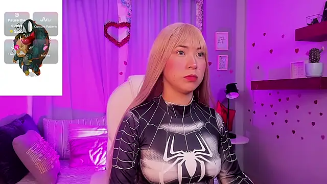 Snapshot of CoralineRicce_ chatting on 02/19/25, 05:27 CoralineRicce  online show from 02/19/25, 05:27