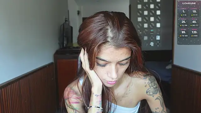 Snapshot of vinkitinkii chatting on 03/28/26, 07:41 vinkitinkii online show from 03/28/26, 07:41