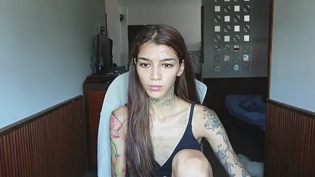 Snapshot of vinkitinkii chatting on 04/03/26, 06:22 vinkitinkii online show from 04/03/26, 06:22