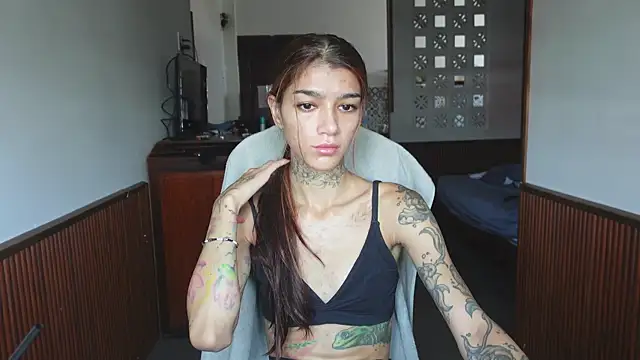 Snapshot of vinkitinkii chatting on 04/04/26, 04:33 vinkitinkii online show from 04/04/26, 04:33