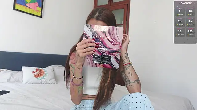 Snapshot of vinkitinkii chatting on 04/17/26, 04:04 vinkitinkii online show from 04/17/26, 04:04