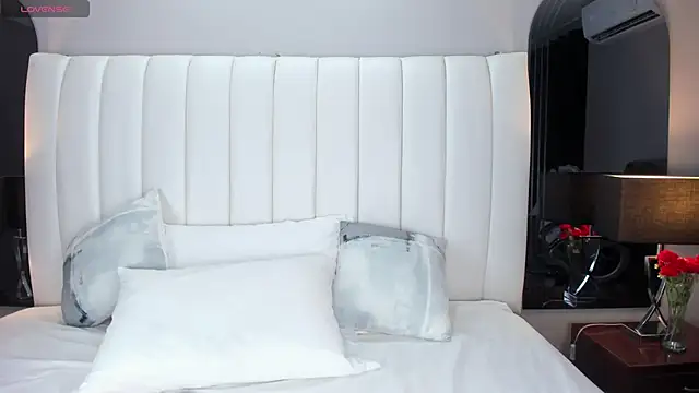 Snapshot of MelanieKlaus chatting on 02/22/25, 04:18 MelanieKlaus online show from 02/22/25, 04:18