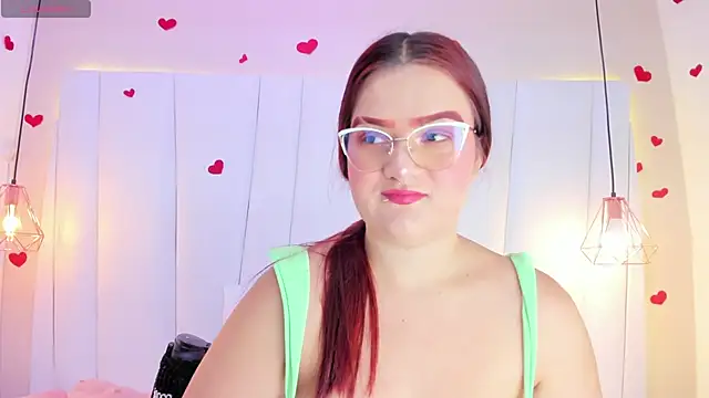 Snapshot of MelanieKlaus chatting on 10/17/25, 11:13 MelanieKlaus online show from 10/17/25, 11:13