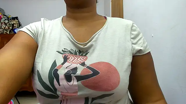 Camila sandoval 01 online show from 10/02/25, 03:35