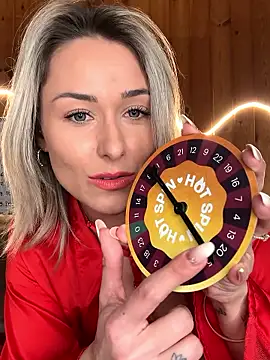 petrouchkaaa  online show from 01/14/26, 08:47