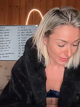 petrouchkaaa  online show from 03/26/26, 08:58