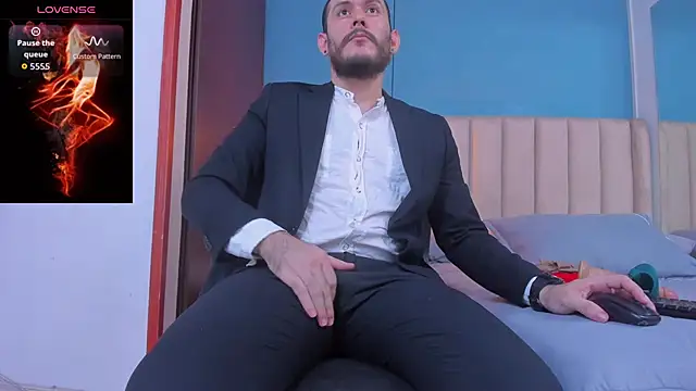 jeanpiere  online show from 11/28/25, 03:20