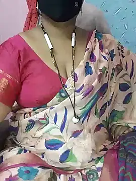 Snapshot of yours-kavaya chatting on 12/19/24, 02:45 yours-kavaya online show from 12/19/24, 02:45