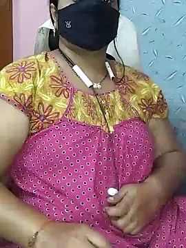 Snapshot of yours-kavaya chatting on 12/25/24, 04:54 yours-kavaya online show from 12/25/24, 04:54