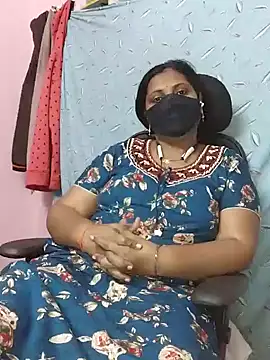 Snapshot of yours-kavaya chatting on 12/31/24, 09:42 yours-kavaya online show from 12/31/24, 09:42