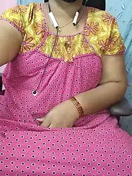 Snapshot of yours-kavaya chatting on 01/24/25, 01:03 yours-kavaya online show from 01/24/25, 01:03