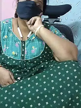 Snapshot of yours-kavaya chatting on 01/26/25, 06:58 yours-kavaya online show from 01/26/25, 06:58