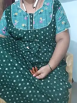 Snapshot of yours-kavaya chatting on 03/04/25, 06:50 yours-kavaya online show from 03/04/25, 06:50