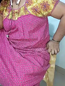 Snapshot of yours-kavaya chatting on 03/06/25, 12:41 yours-kavaya online show from 03/06/25, 12:41