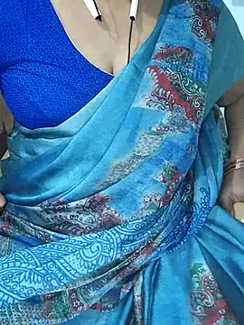 Snapshot of yours-kavaya chatting on 03/08/25, 12:20 yours-kavaya online show from 03/08/25, 12:20