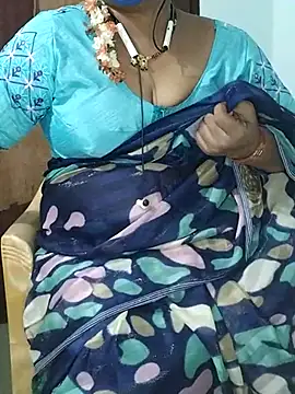 Snapshot of yours-kavaya chatting on 03/10/25, 05:33 yours-kavaya online show from 03/10/25, 05:33